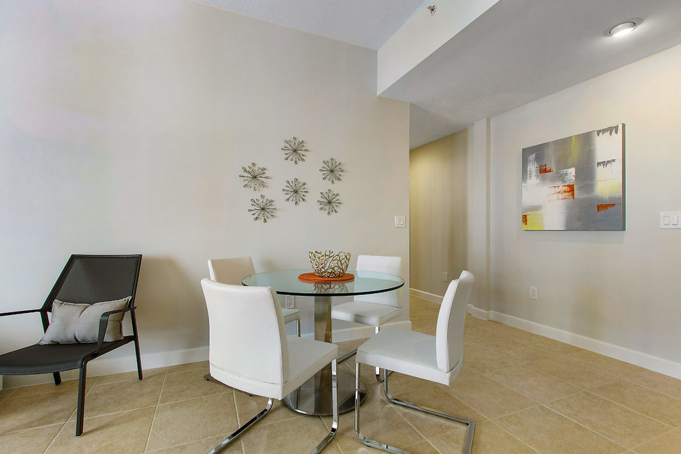 Contemporary V