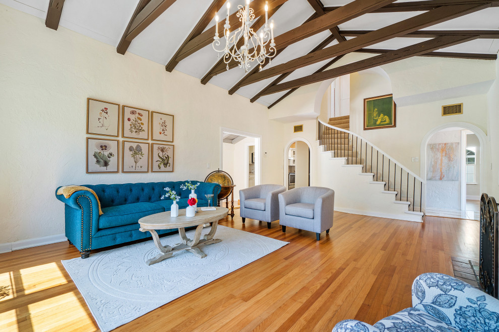 Refined Florida interior — detail